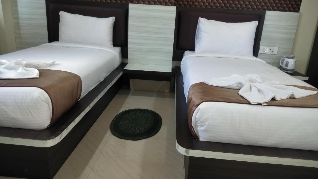 The Four Season Hotel Dimāpur Kültér fotó